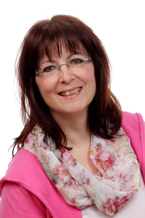 Ulrike - Mitarbeiterin im Sekretariat des Sachverständigenbüros Lippertz